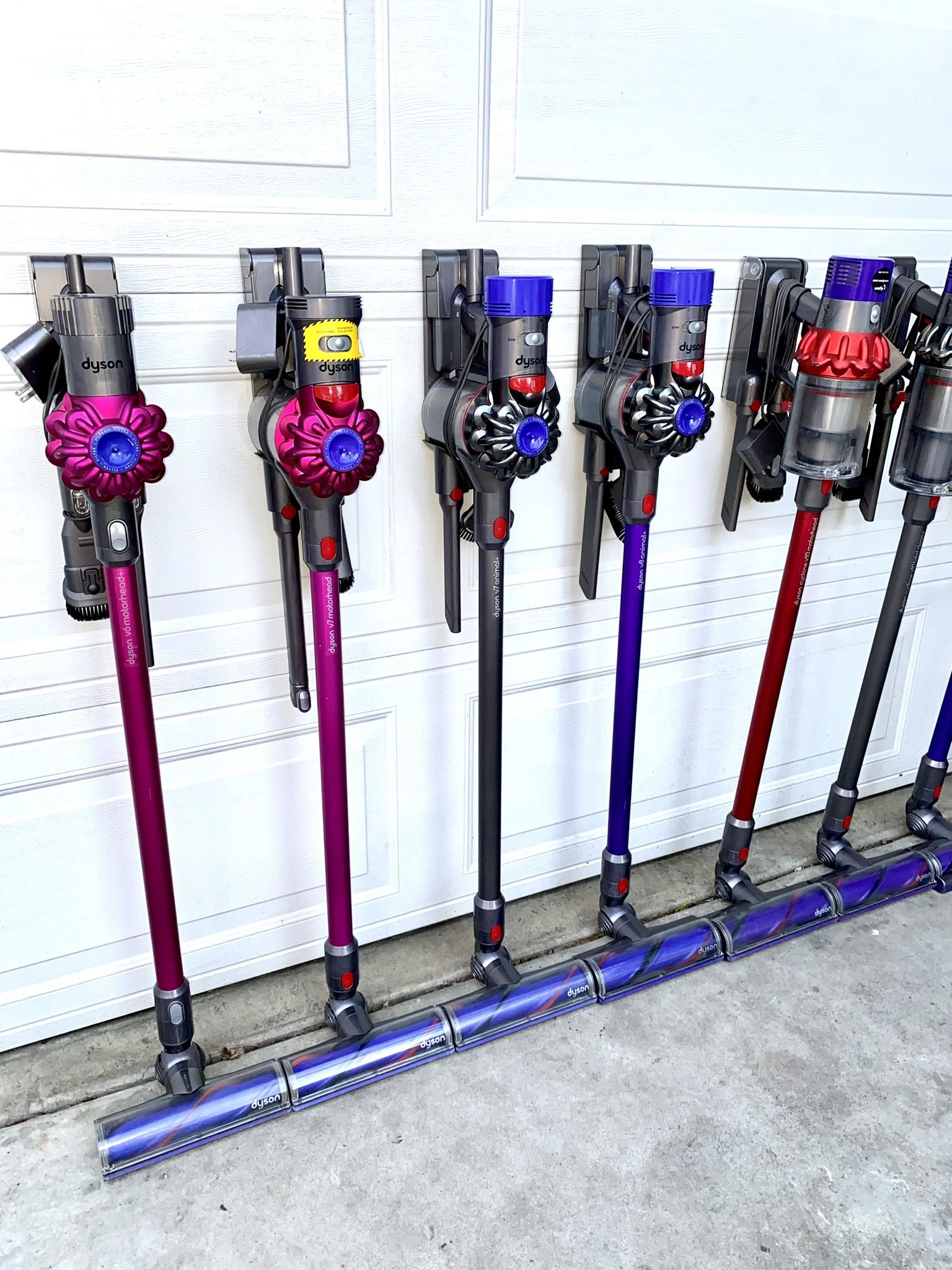 Dyson Cordless Vacuum Cleaner (s) FULLY REFURBISHED 30 Day Battery