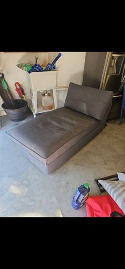 Used Chaise Lounge $FREE$