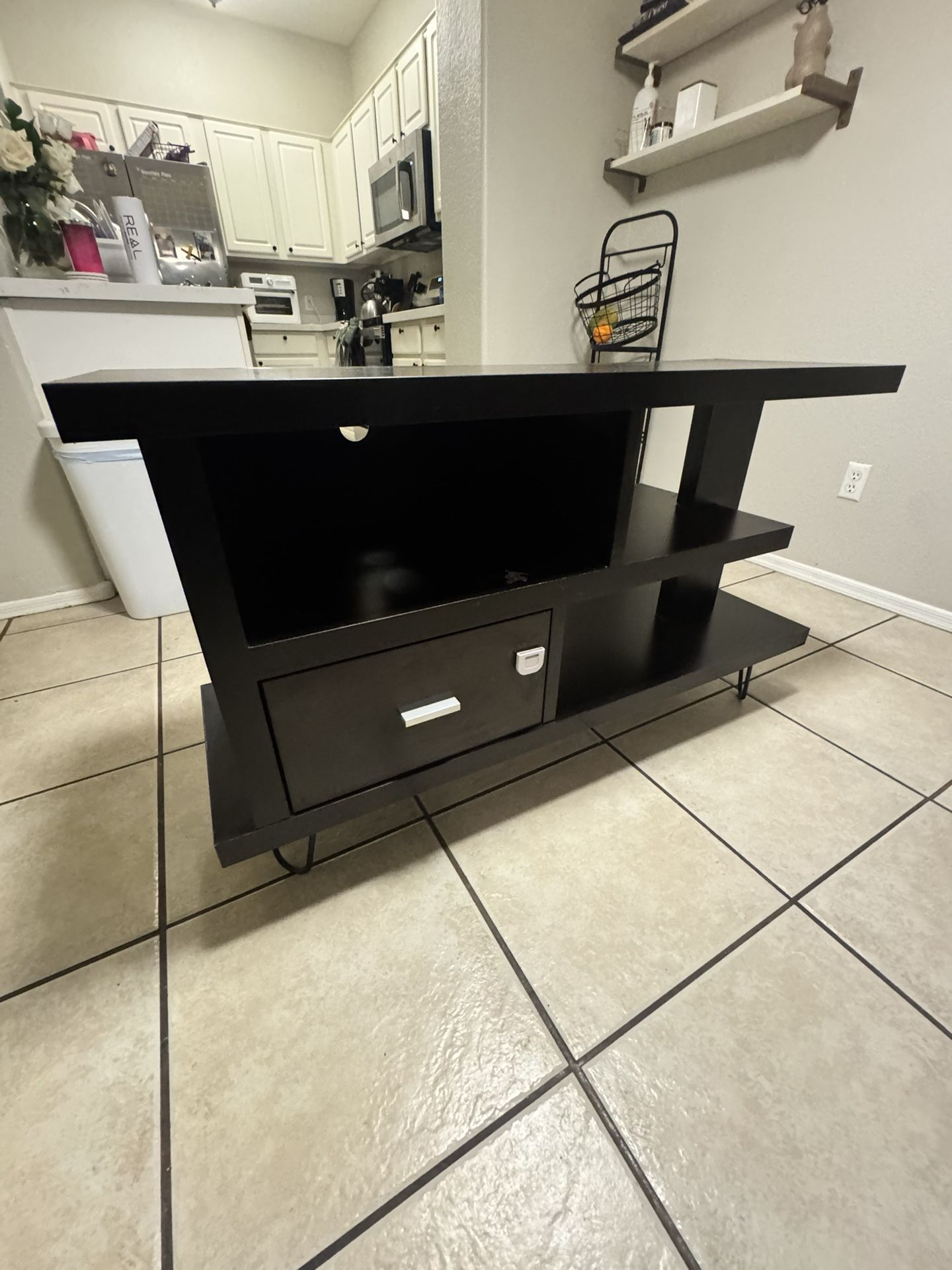 Stand / TV Stand / Desk / Table 