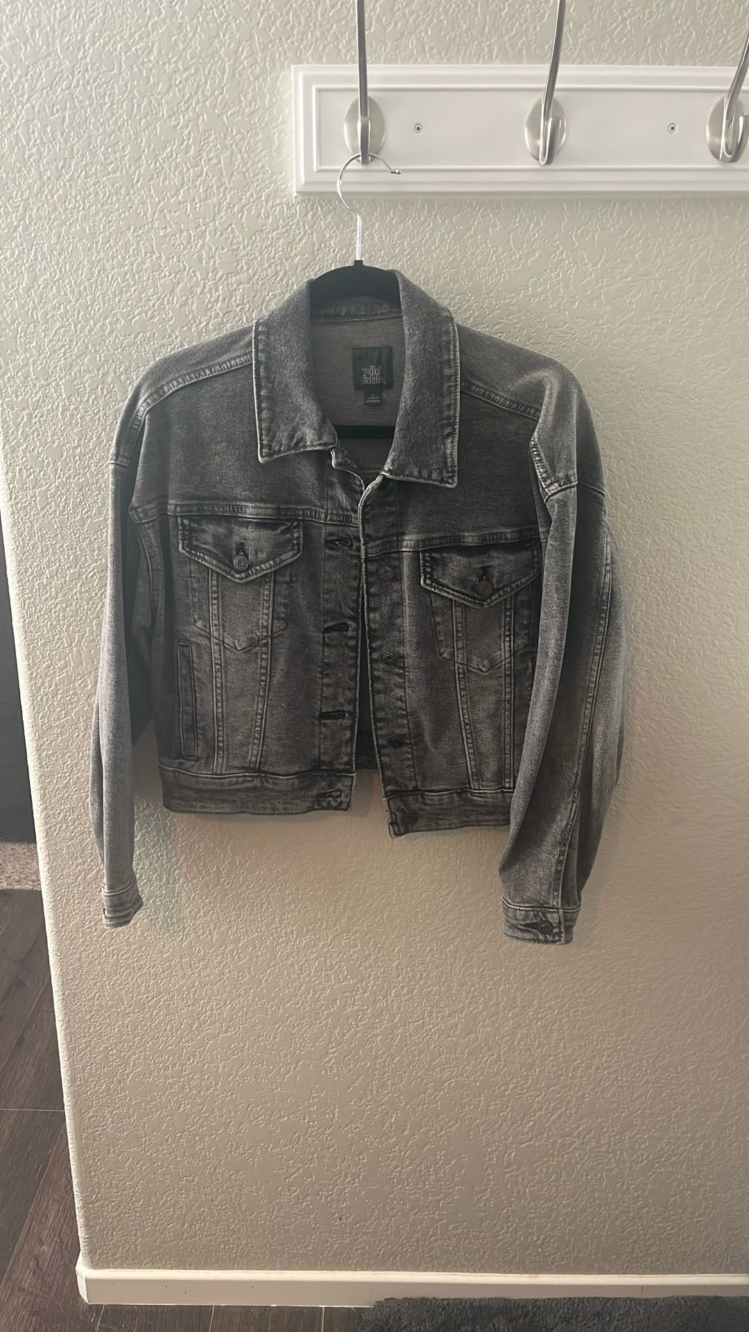 Women’s Black Jean Jacket Wild Fable Size Large 