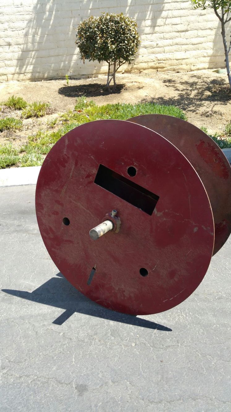 Rain gutter spool