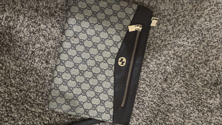 Gucci wallet purse