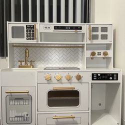 Toddler Wood Kitchen