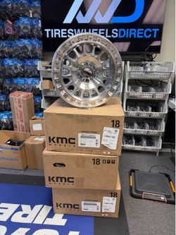 KMC KM552 IMS 18X9 +18 Gloss Silver & Machined Face Wheel 6X114.3 6X4.5 (QTY 4)
