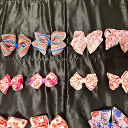 hair bows 