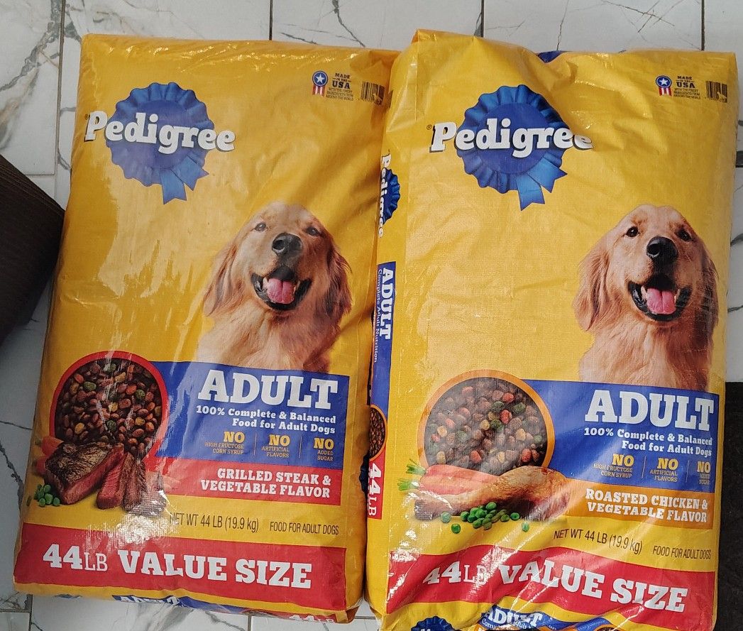 Dog Food (Pedigree Adult)