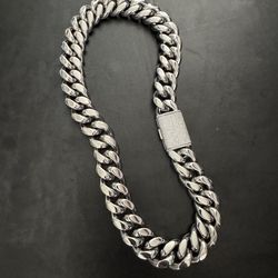 22mm 22inch Silver Cuban Link Chain w/CZ clasp
