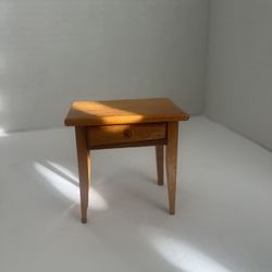VINTAGE DOLLHOUSE MINIATURE SONIA MESSER WOOD ONE DRAWER SIDE TABLE