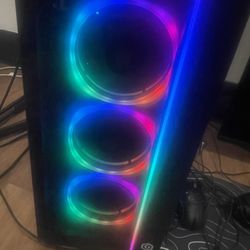 Selling gaming pc for 1,2k dollars