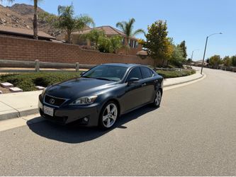 2011 Lexus is250
