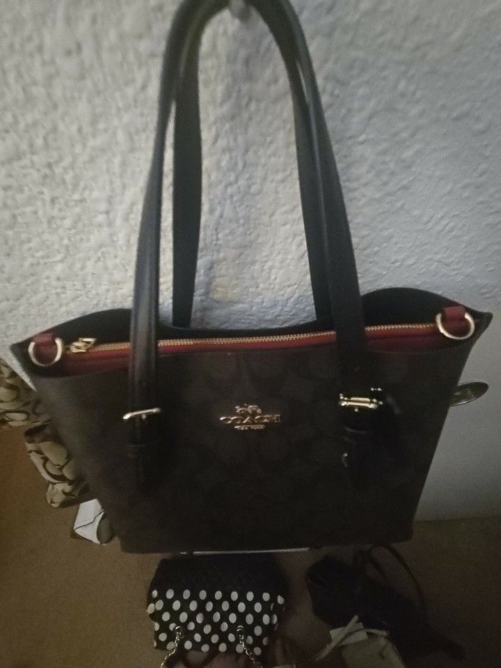 COACH Hand Bag / Shoulder Bag & Matching Wallet