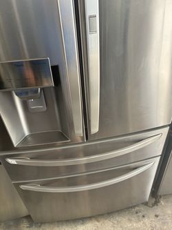 REFRIGERATOR LG 4 Doors stainless steel