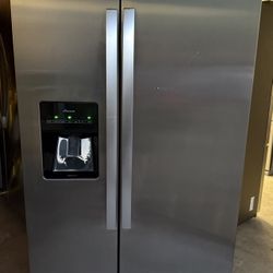 Amana Refrigerator 