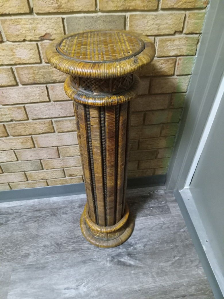 Wicker Plant Stand 38H Pickup Only 