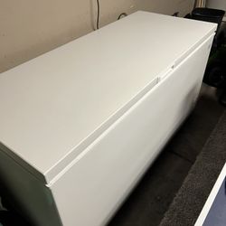 Kenmore Deep Freezer 17.7 Cu Ft