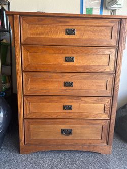 Dresser