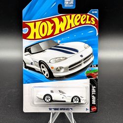 Hot Wheels Treasure Hunt 1992 Dodge Viper RT/10