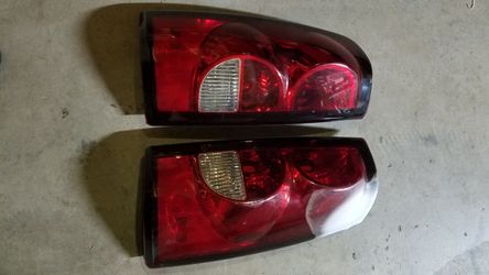 2006 chevy silverado tailights