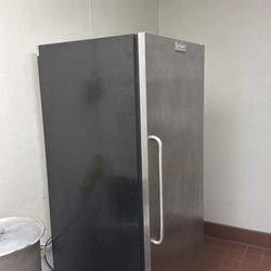 Frigidaire commercial refrigerator