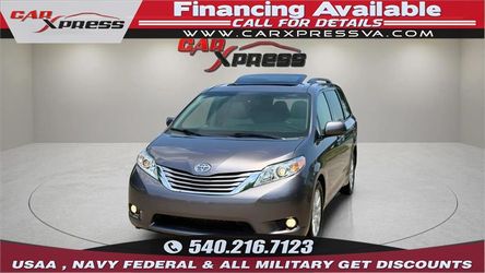 2015 TOYOTA SIENNA