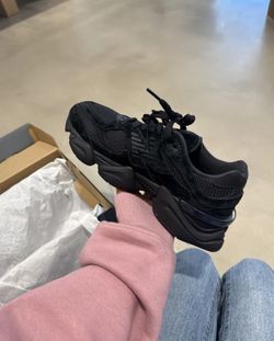Black 9060 Unisex Shoes