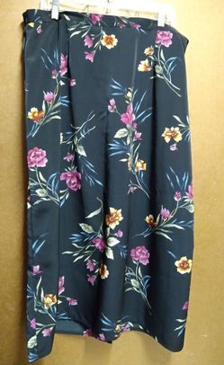 Jaclyn Smith Plus Floral Skirt Size 1x