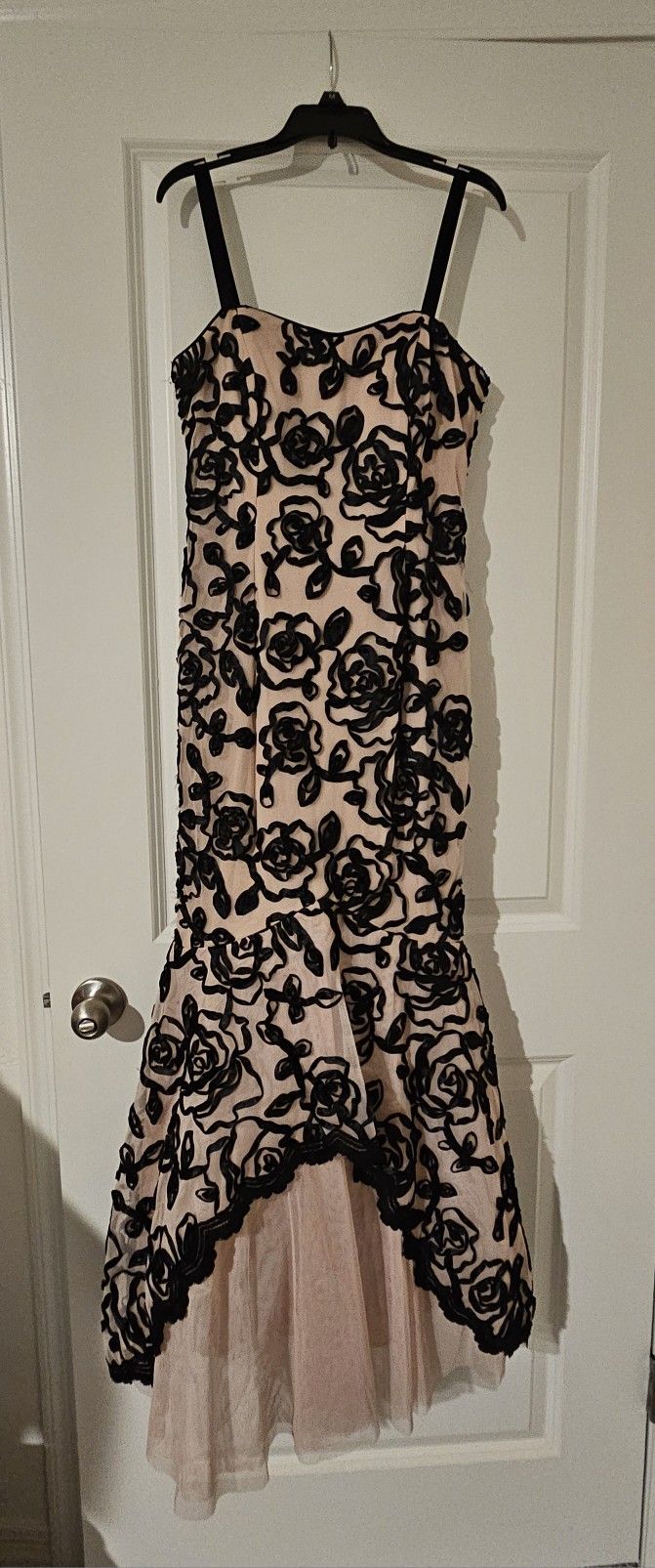 Mermaid Style Black And Nude Gown