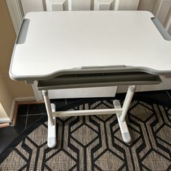 Kids Adjustable Desk