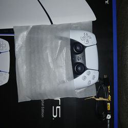 PS5 Controller New, Never Used