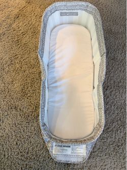 Baby Delight Portable Baby Bassinet