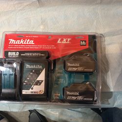 Makita 18V LXT Lithium-Ion Battery and Rapid Optimum Charger Starter Pack (5.0Ah