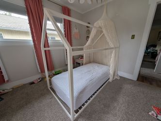 Montessori Bed Frame - Twin/Twin XL