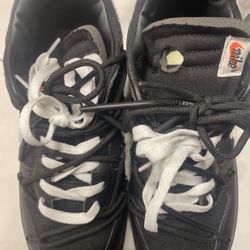 LOOKING FOR TRADES ONLY!