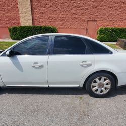 2009 Ford Taurus