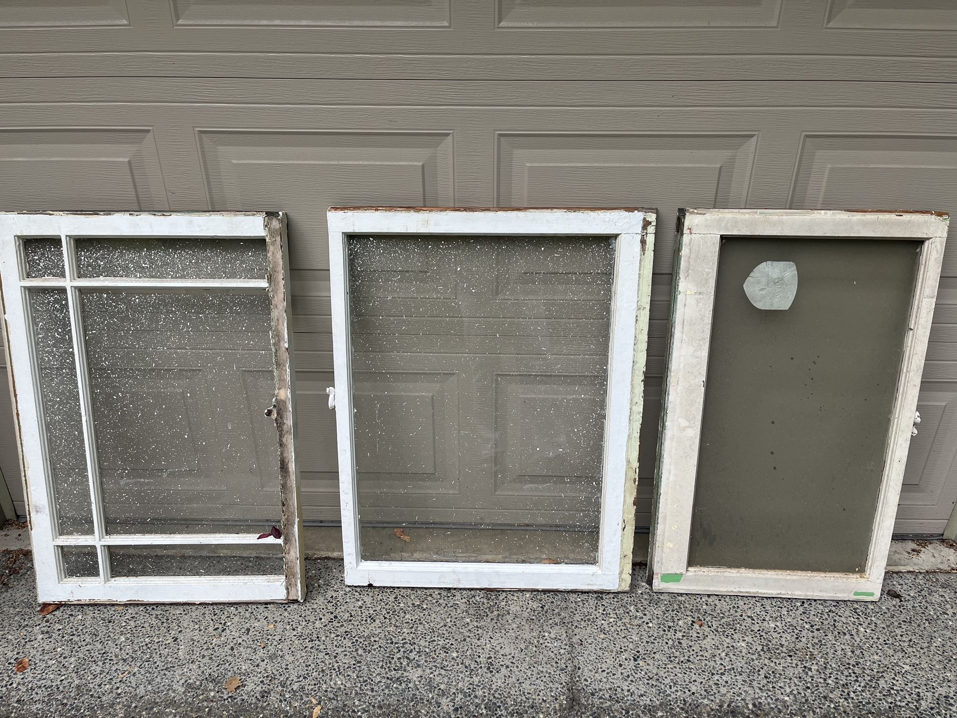 Antique Window Frames No Cracks