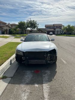 2010 Audi A5 Quattro – Runs & Drives – Clean Interior – Needs Front-End Work
