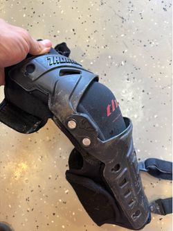 Thor knee braces