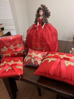 Quinceañera Doll Package 
