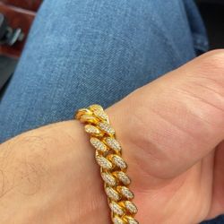 Cuban Link Bracelet 