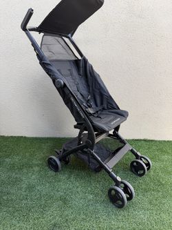 Used Travel stroller/ compact stroller/ fold up stroller / Travel approved