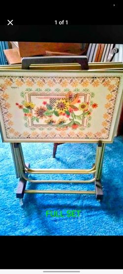 Vintage lavada tv trays in stand folding tables