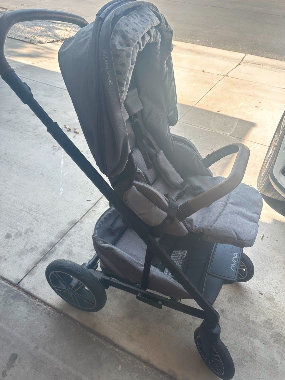 Nuna Baby Stroller Excellent. Premium