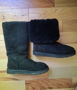 Classic Ugg boots 7w