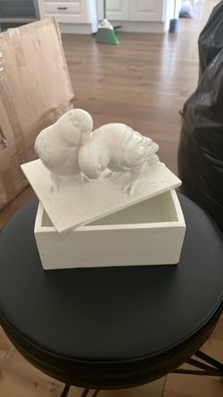 White Ceramic Bird Figurine Trinket Box