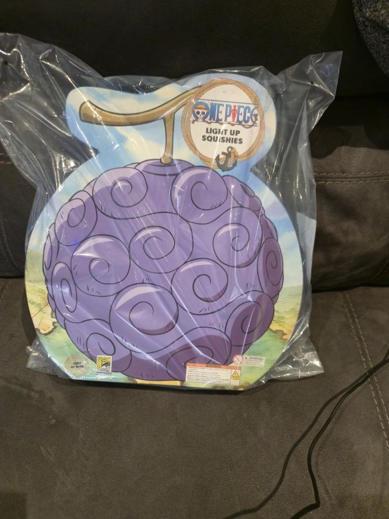 1x ONE PIECE DEVIL FRUIT LIGHT UP SQUISHY SET 2025 COMIC CON SDCC EXCLUSIVE