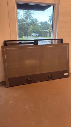 King RH Headboard