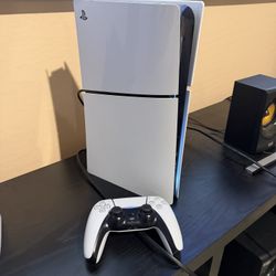 PS5 Slim 1TB w/Controller