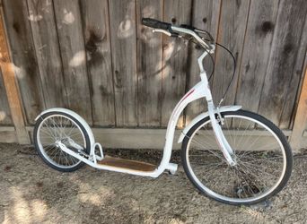 Schwinn big wheel scooter bike super fun