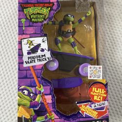 Teenage Mutant Mayhem Nickelodeon Ninja Turtles Half Pipe Donnie SkateBoard RC