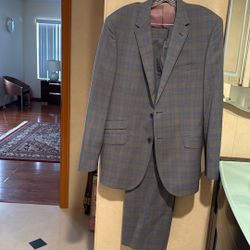 Brand New Men ‘s Suite Grey English Laundry  100 % Wool 40 R-33W